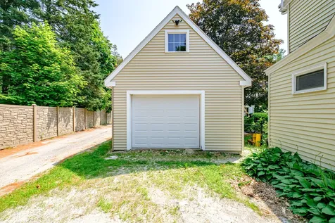 7 Preston Way Cumberland ME 04021