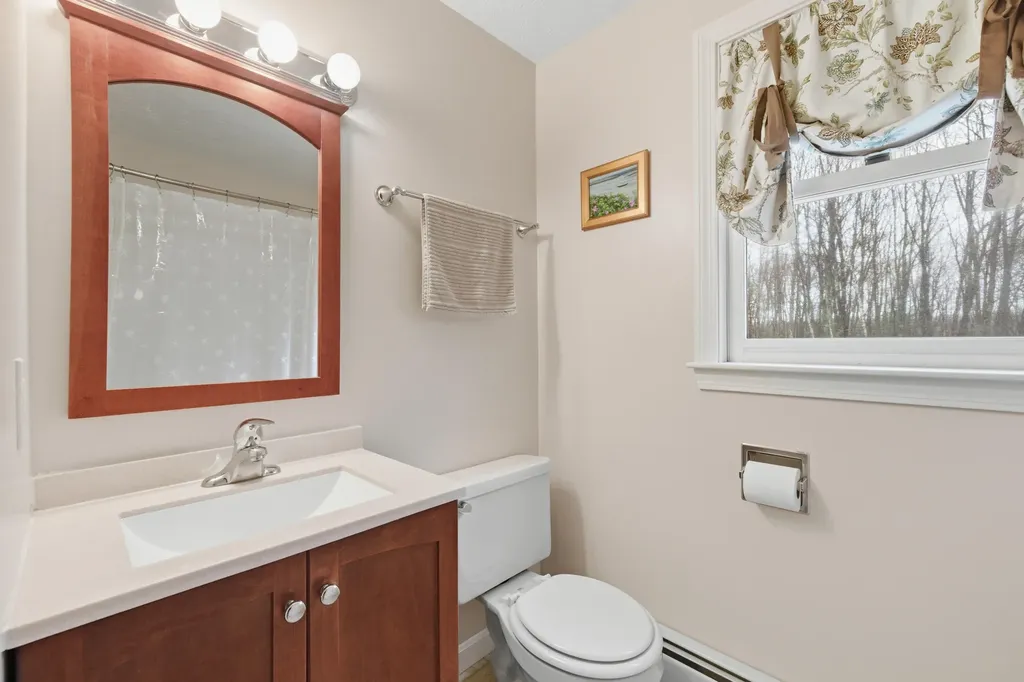 7 Littlefield Drive Kennebunk ME 04043