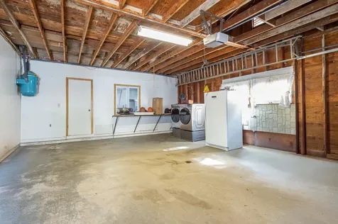 24 Highland Avenue Lewiston ME 04240