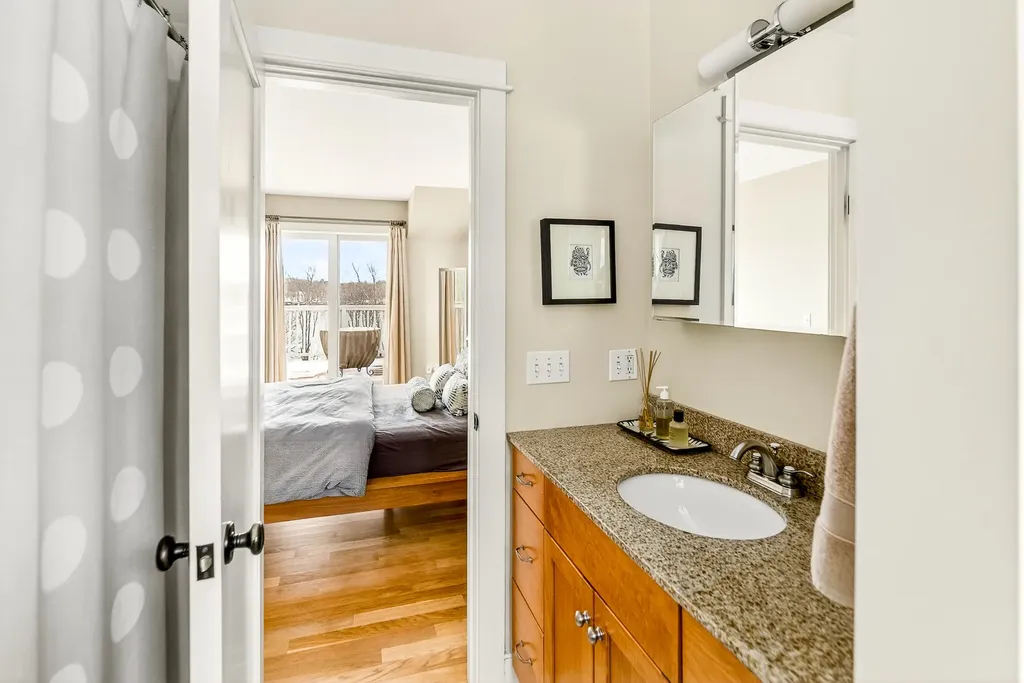 51 Powerhouse Hill Lane Rockport ME 04856