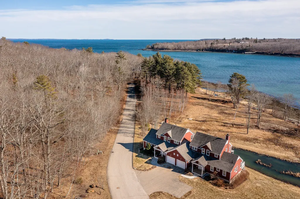 51 Powerhouse Hill Lane Rockport ME 04856