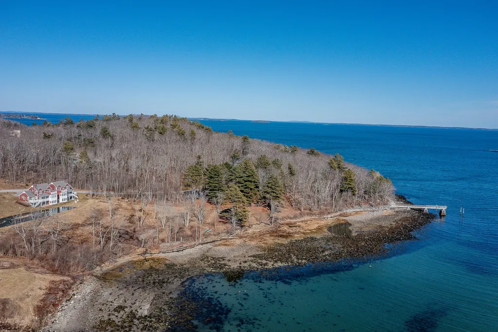 51 Powerhouse Hill Lane Rockport ME 04856