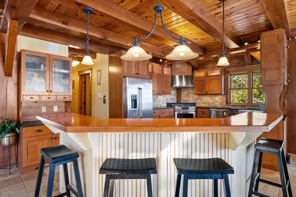 172 Harfords Point Road Harfords Point Twp ME 04441