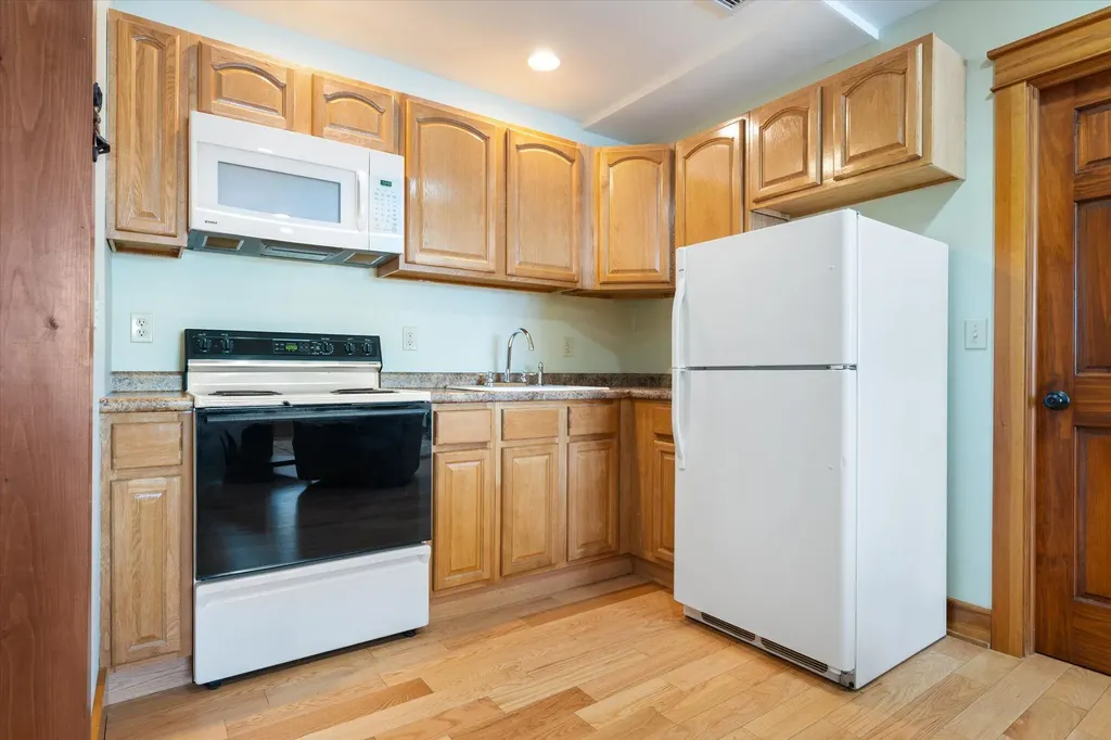 172 Harfords Point Road Harfords Point Twp ME 04441