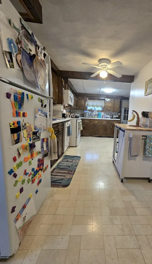10 Miller Street Benton ME 04901