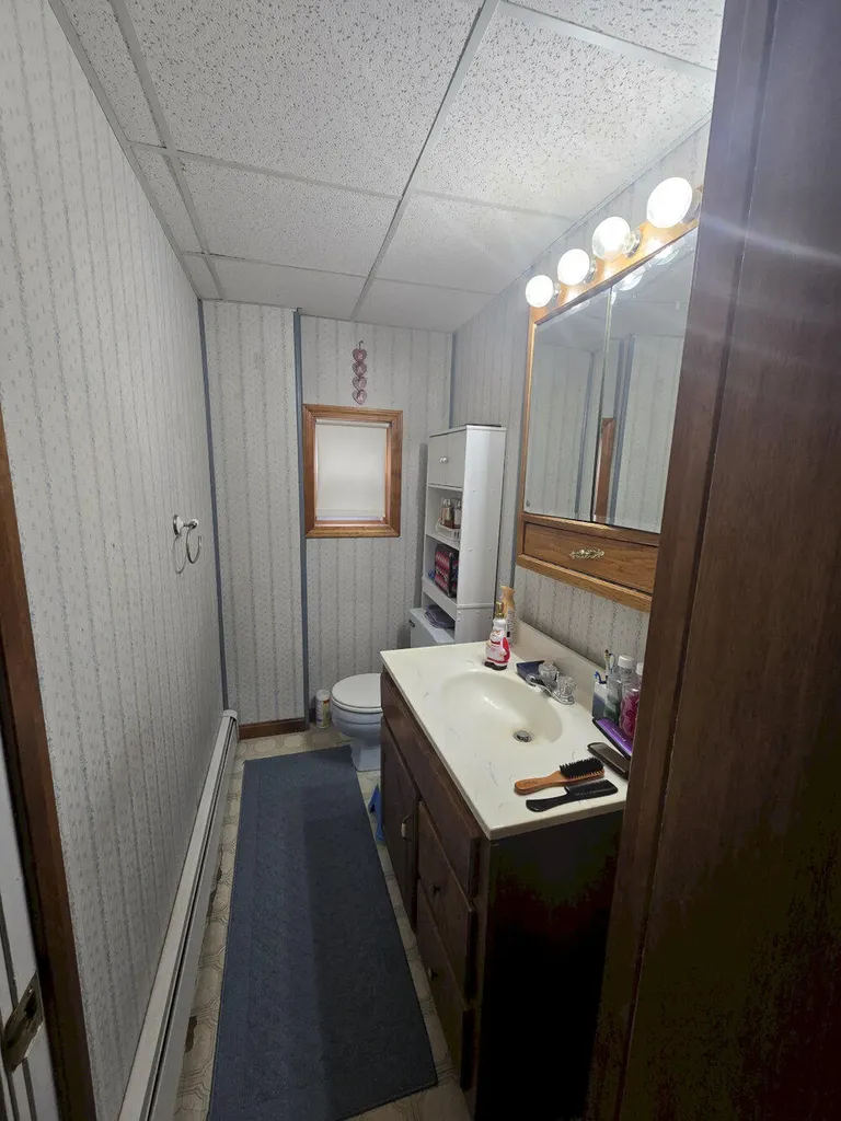 10 Miller Street Benton ME 04901