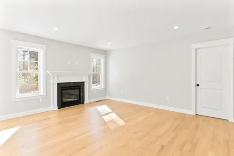 159 Stewart Drive Scarborough ME 04074
