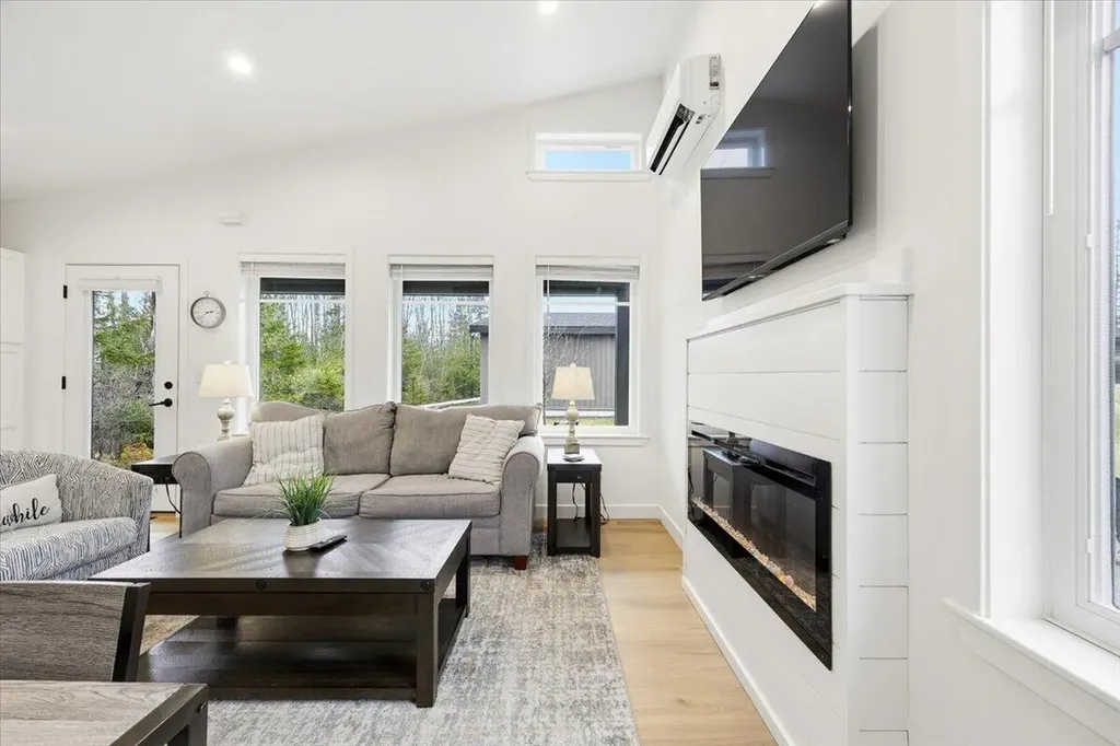 17 Canter Way Scarborough ME 04074