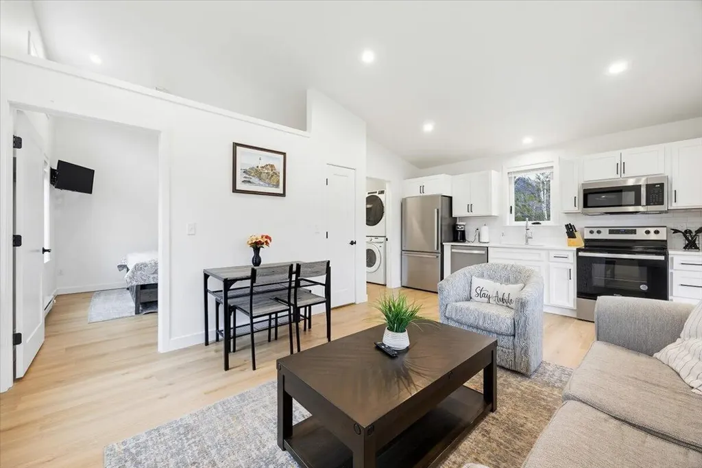 17 Canter Way Scarborough ME 04074