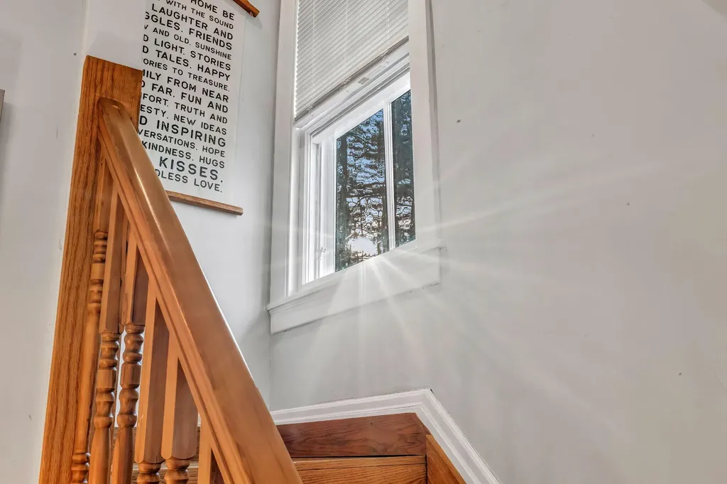 152 Lake Street Auburn ME 04210