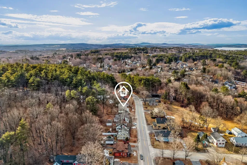 152 Lake Street Auburn ME 04210
