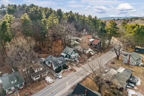 152 Lake Street Auburn ME 04210