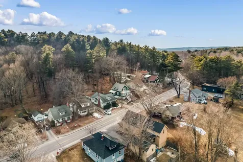 152 Lake Street Auburn ME 04210