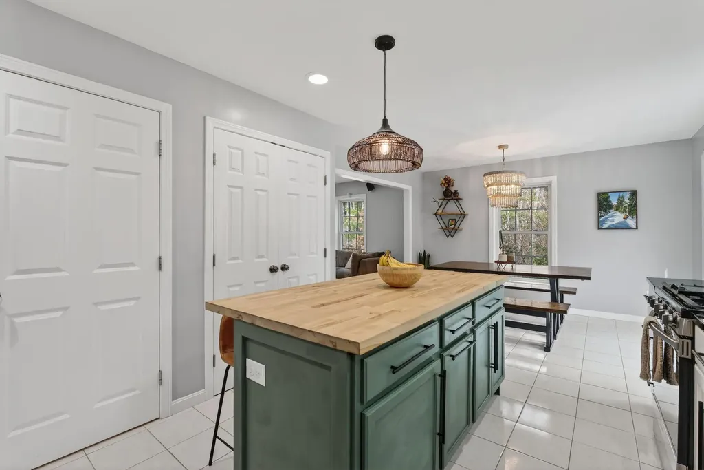 29 Orion Way Windham ME 04062