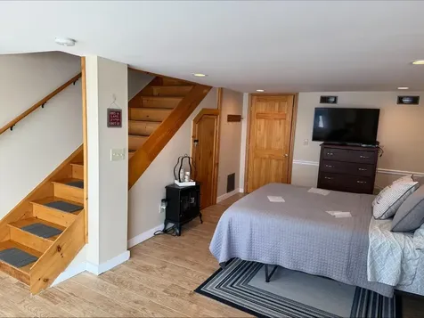 326 Beechwood Avenue Hudson ME 04449