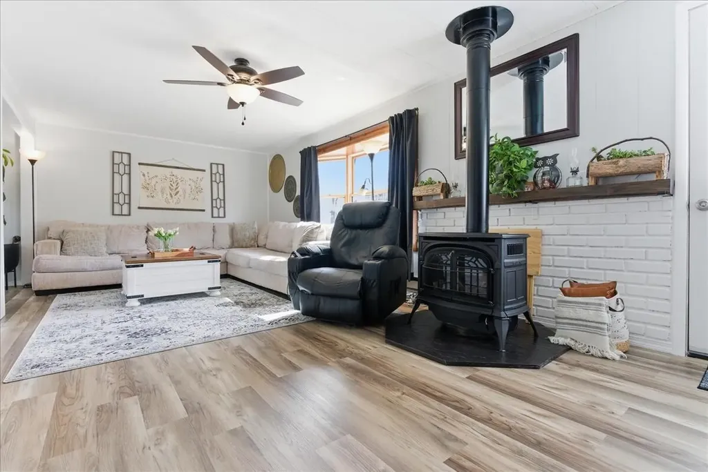 60 N Hill Road Buckfield ME 04220