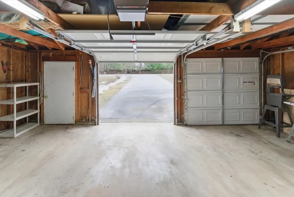 60 N Hill Road Buckfield ME 04220