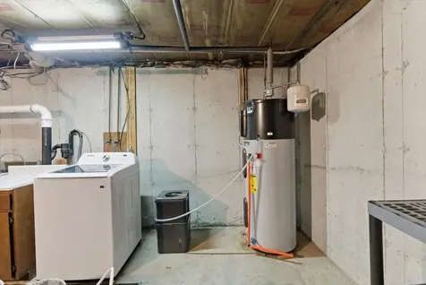 60 N Hill Road Buckfield ME 04220