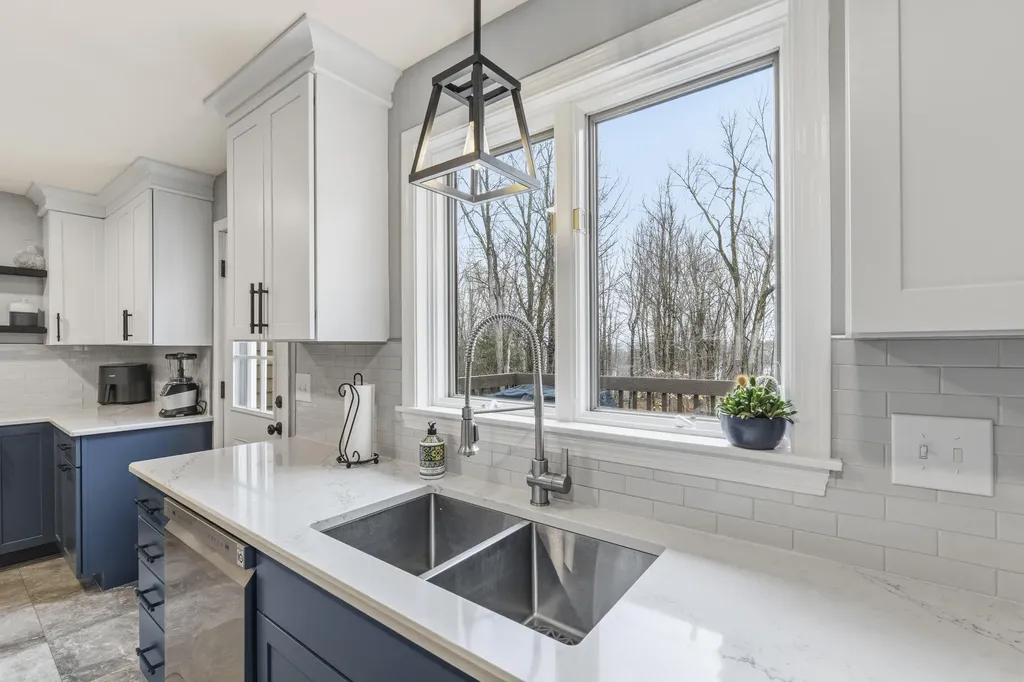 160 Fairway Drive Auburn ME 04210