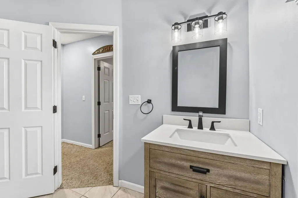 160 Fairway Drive Auburn ME 04210
