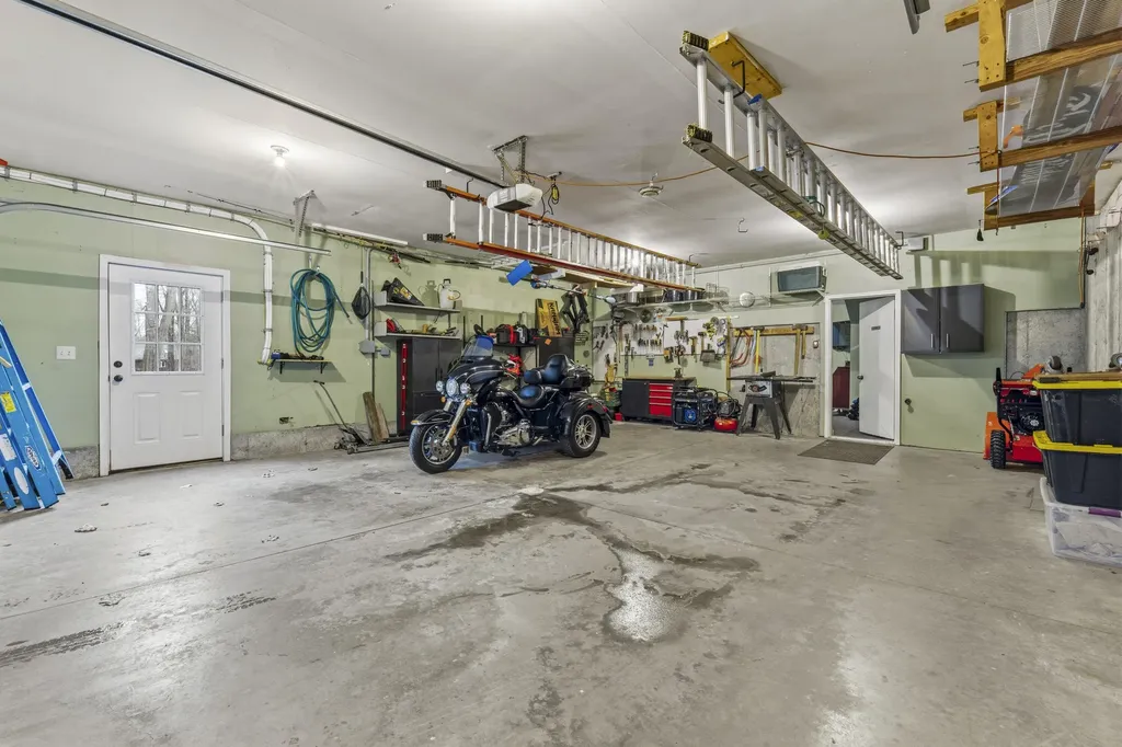 160 Fairway Drive Auburn ME 04210