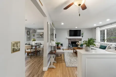 6 Clyde Road York ME 03909
