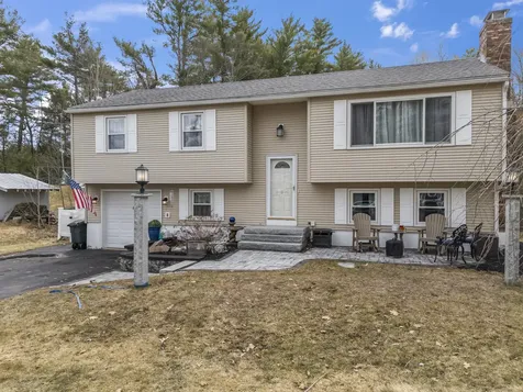 6 Clyde Road York ME 03909