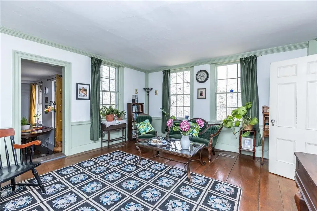 30 Liberty Street South Berwick ME 03908