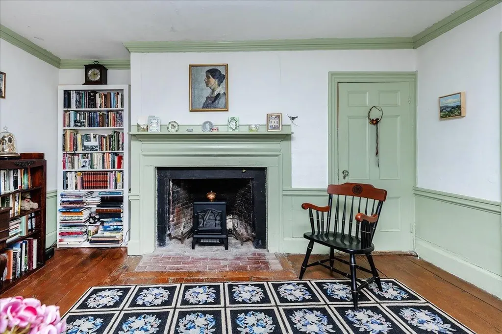 30 Liberty Street South Berwick ME 03908