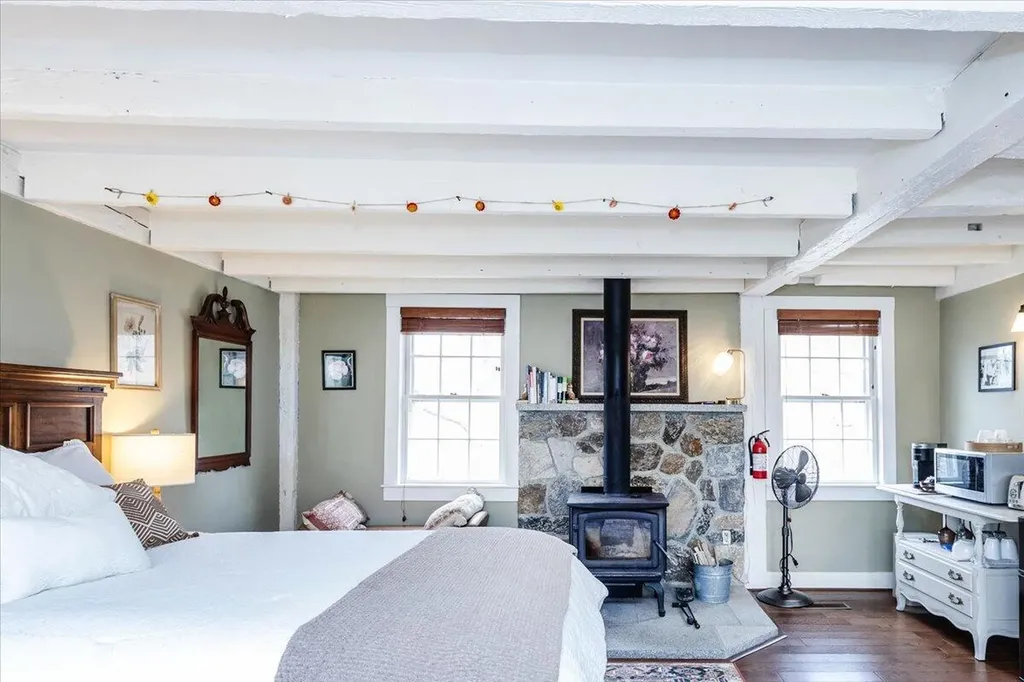 30 Liberty Street South Berwick ME 03908
