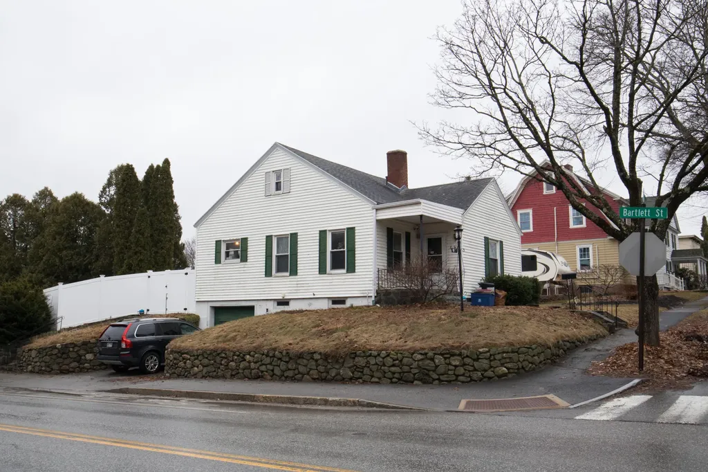 97 Androscoggin Avenue Lewiston ME 04240