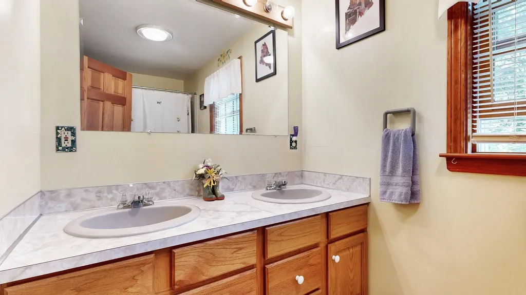 35 Oak Ridge Drive Standish ME 04084