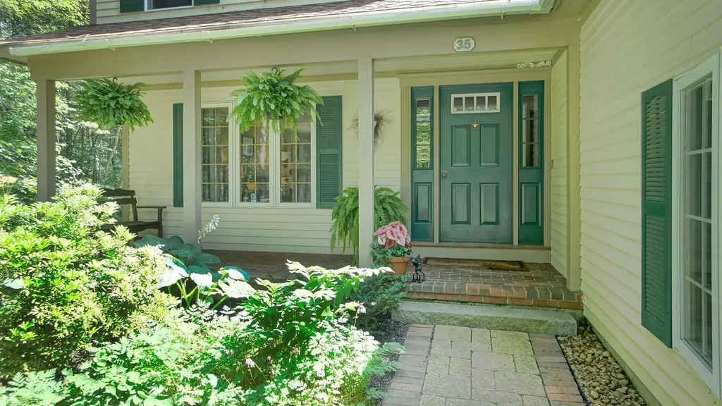 35 Oak Ridge Drive Standish ME 04084