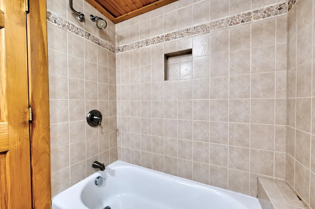 14 Ackley Way East Machias ME 04630