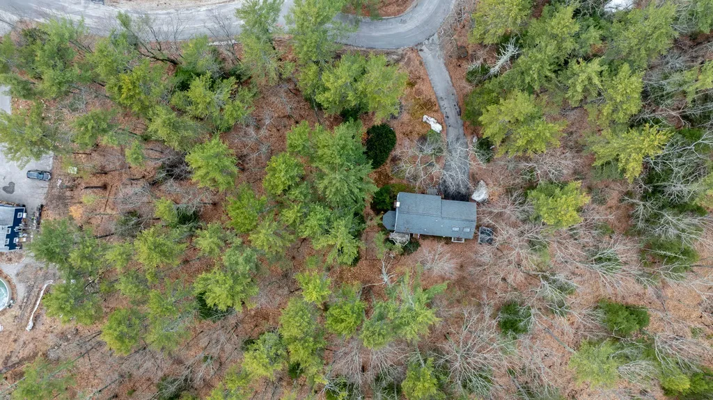 79 Country Way Lyman ME 04002