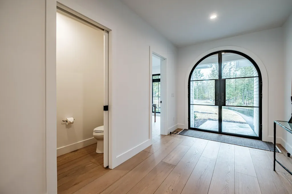 10 Martell Way Scarborough ME 04074