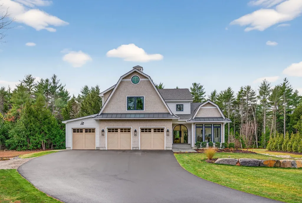 10 Martell Way Scarborough ME 04074