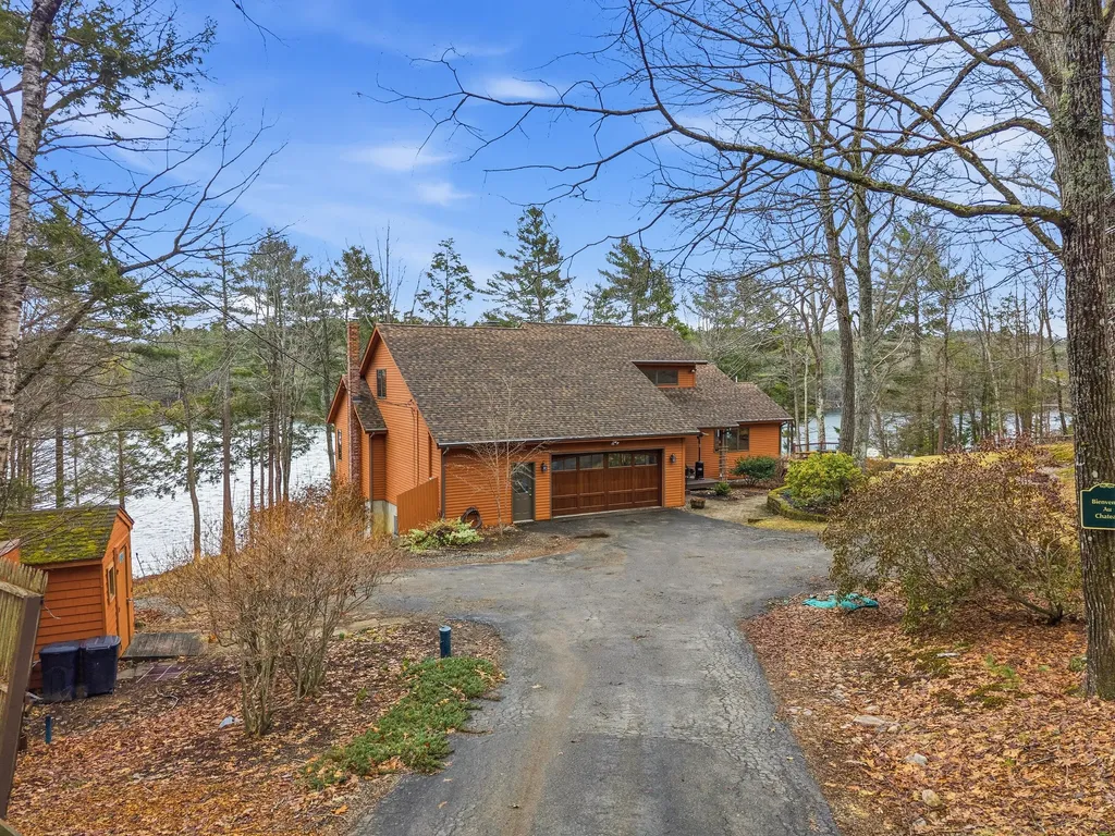 105 Cushman Point Road Wiscasset ME 04578