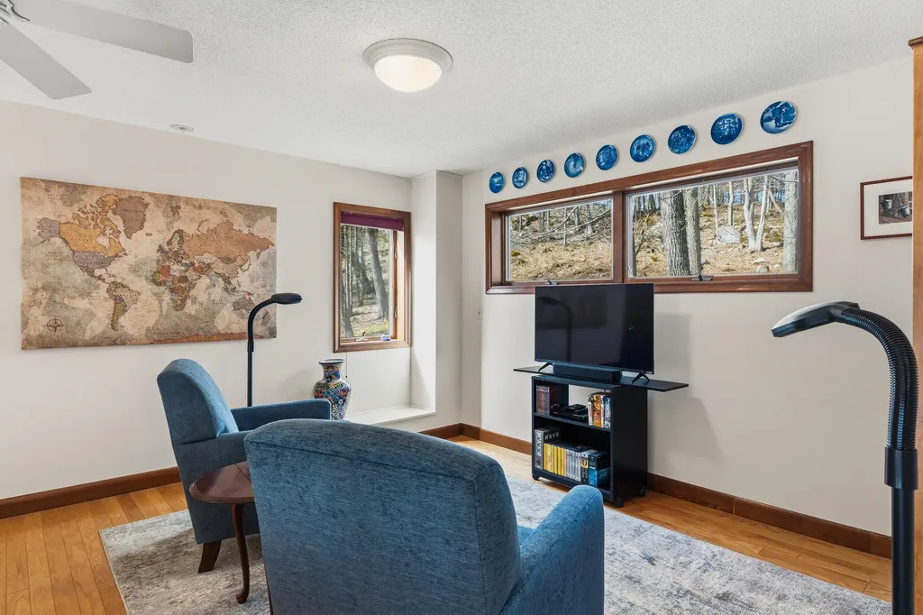 105 Cushman Point Road Wiscasset ME 04578
