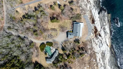 95 Pumpkin Cove Road Bristol ME 04554