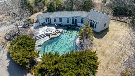 95 Pumpkin Cove Road Bristol ME 04554