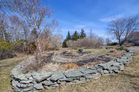 95 Pumpkin Cove Road Bristol ME 04554