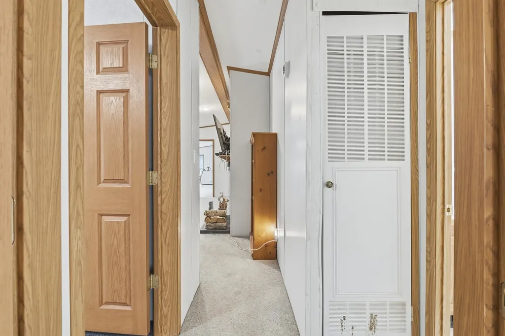 367 River Road Topsham ME 04086