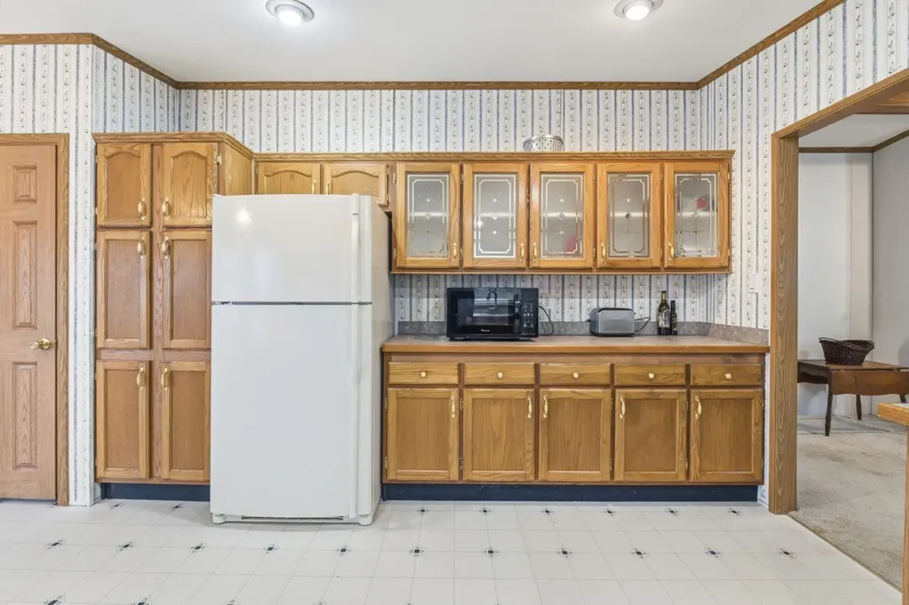367 River Road Topsham ME 04086