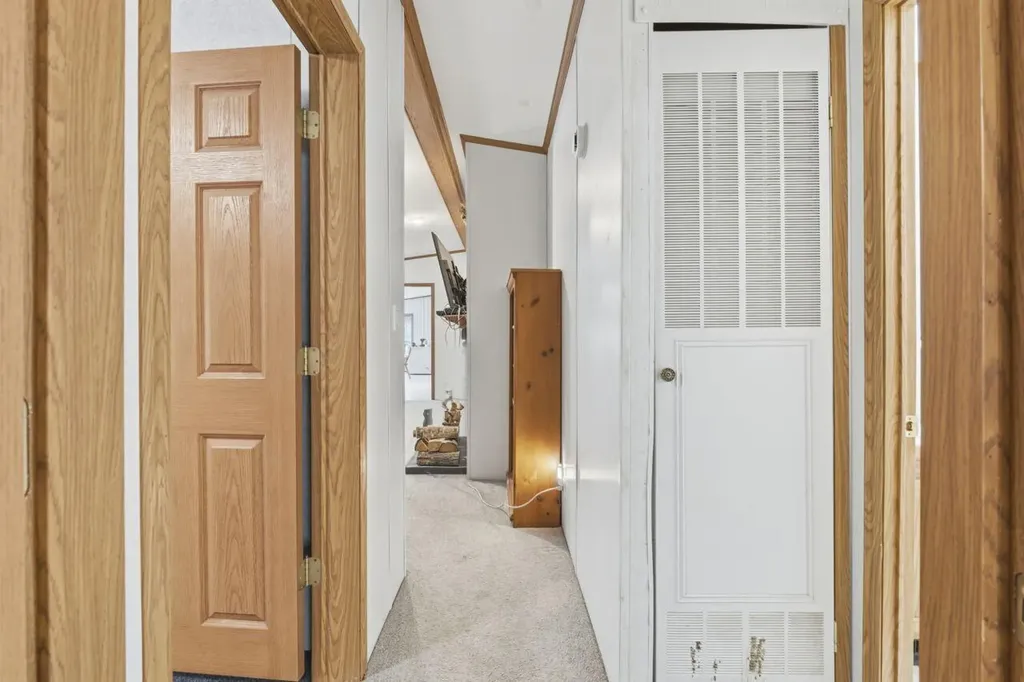 367 River Road Topsham ME 04086