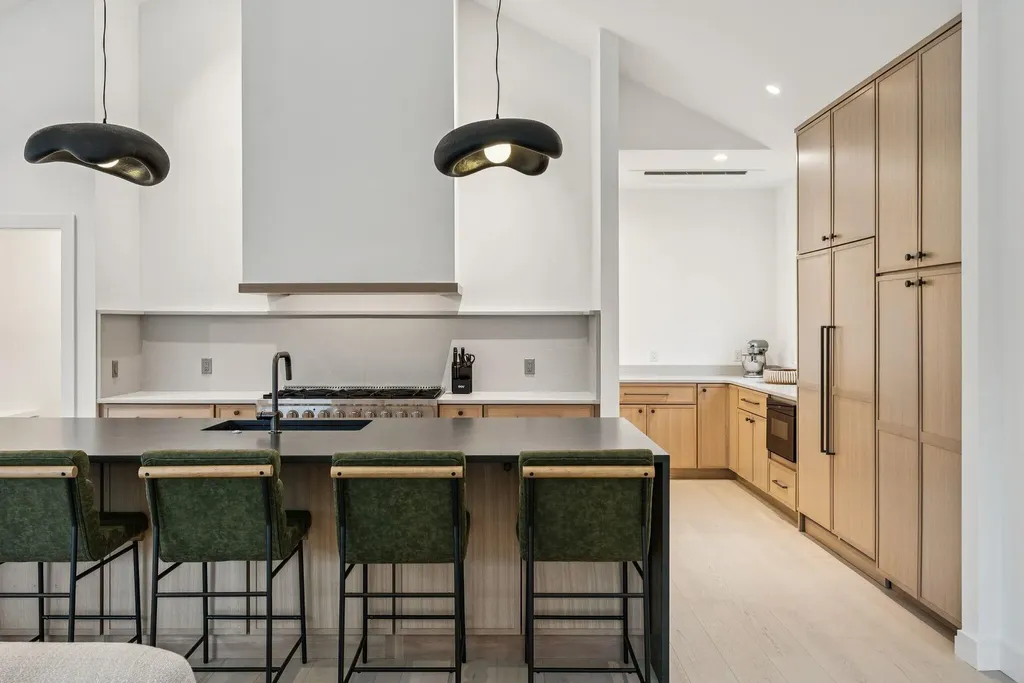 140 Longwoods Road Falmouth ME 04105