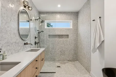 140 Longwoods Road Falmouth ME 04105