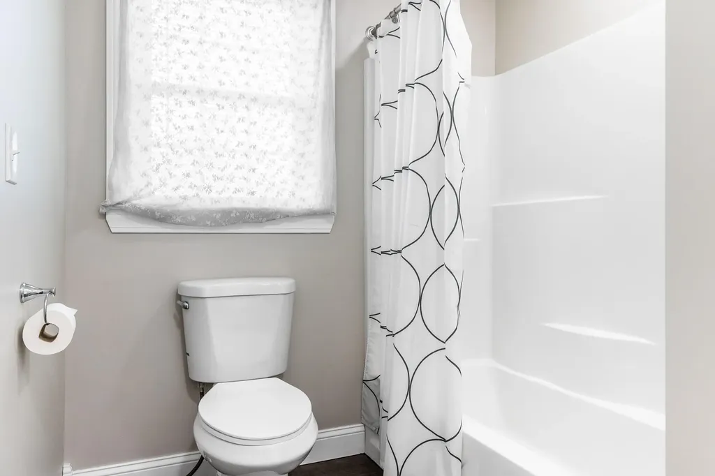 52 Lindsay Drive Levant ME 04456