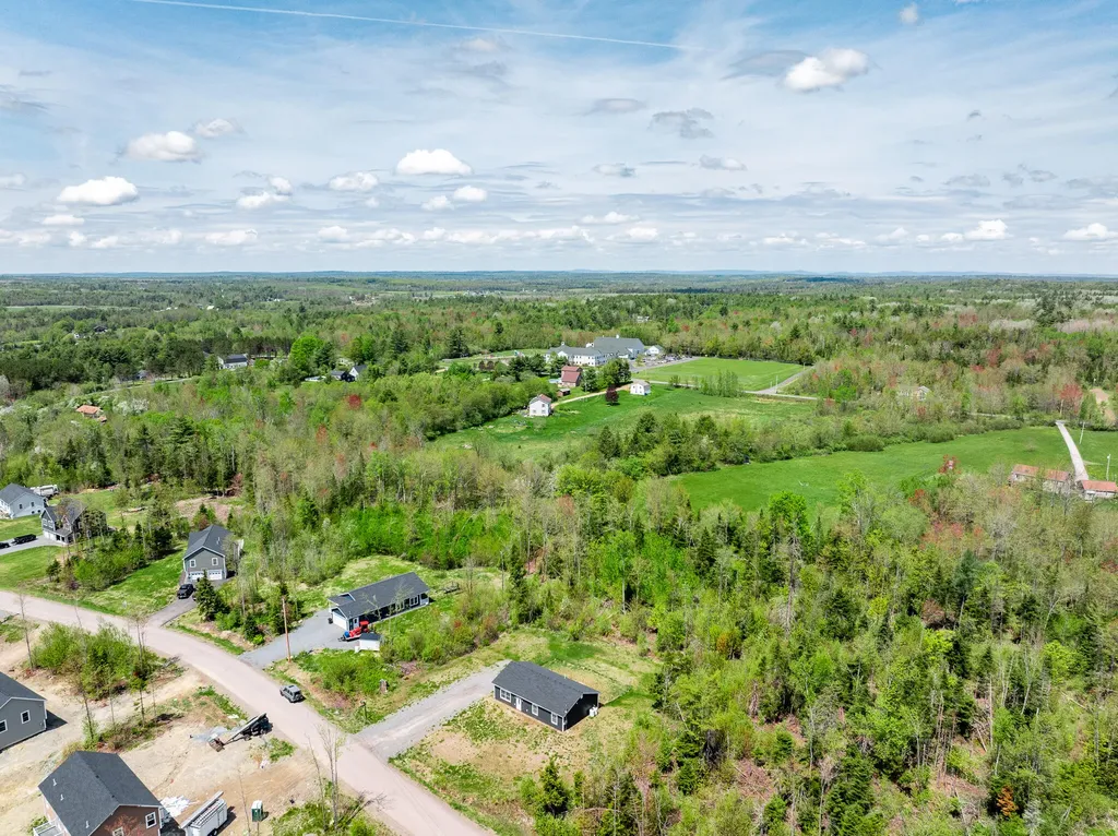 52 Lindsay Drive Levant ME 04456