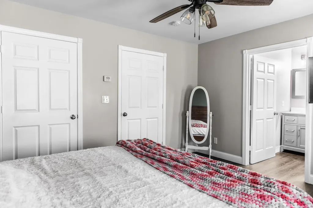 52 Lindsay Drive Levant ME 04456